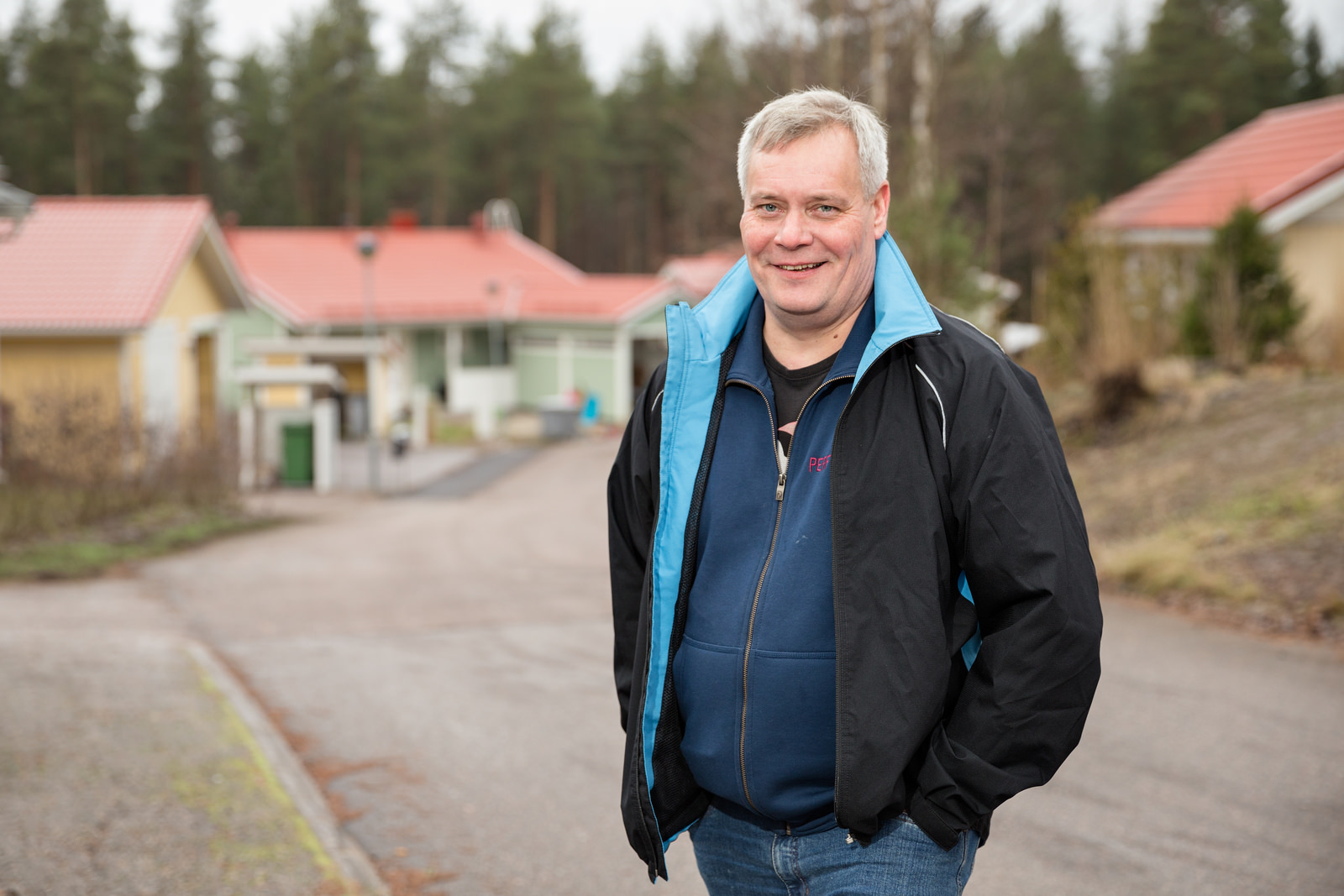 15820607144_50de15786b_h